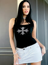 Veronica Rayne